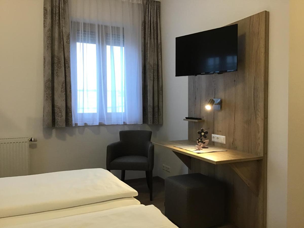 Gasthof Hotel Esterer Rosenheim Dış mekan fotoğraf