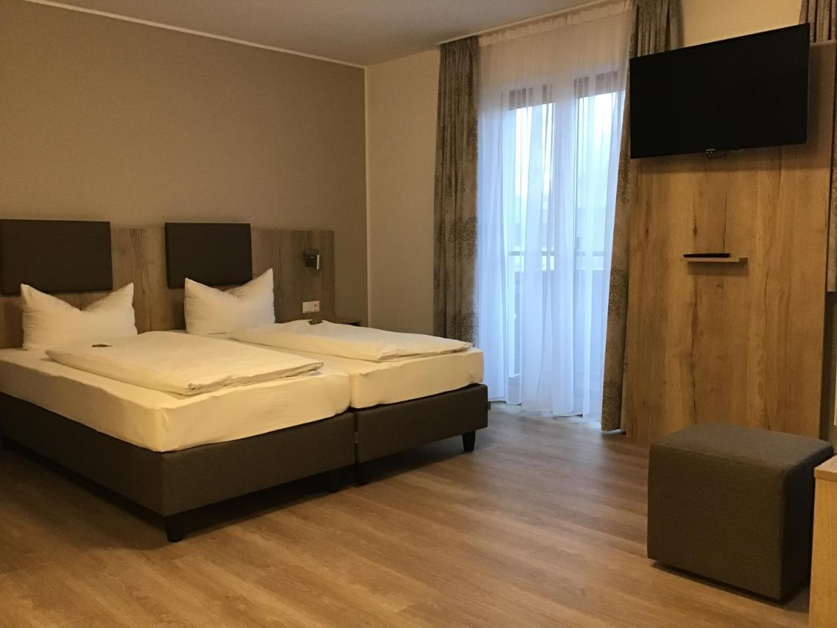 Gasthof Hotel Esterer Rosenheim Dış mekan fotoğraf